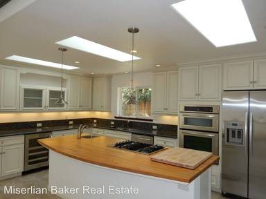Main picture of 317 N Washington St