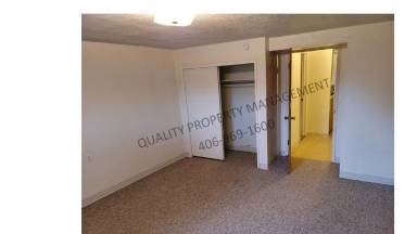 Main picture of 418 Lola Ln