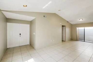Main picture of 814 Rodney Dr Sw Miami Florida 3