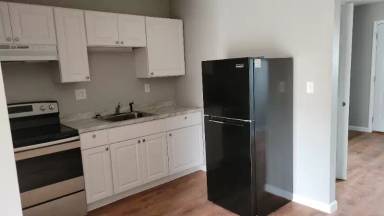 Main picture of 98 Chris Dr