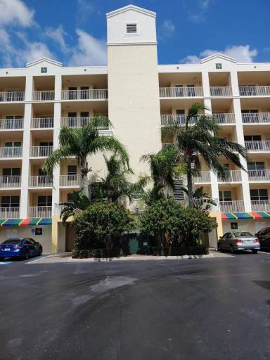 Main picture of Country Club Condo