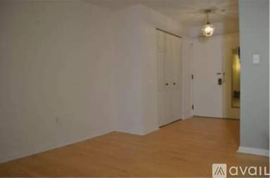 Main picture of 500 Willard St