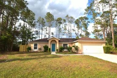 Main picture of 3 Richelieu Ln