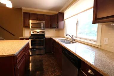 Main picture of 2815 Ashwood Dr