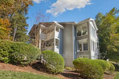 Main picture of 1304 Natchez Trce