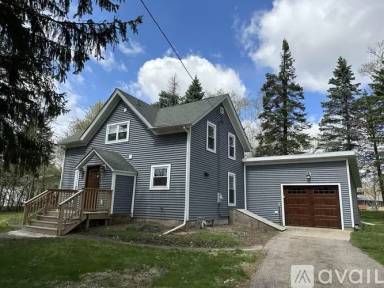 Main picture of 413 McHenry Ave