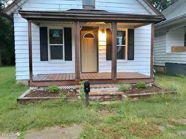 Main picture of 907 W Thrush Ave