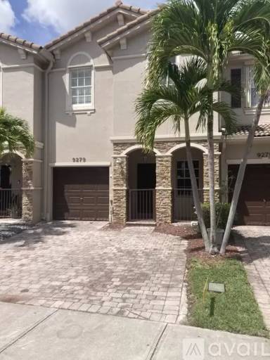Main picture of 9279 SW 219th St