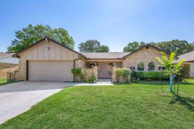 Main picture of 3008 Bluebonnet Ln
