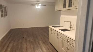 Main picture of 7723 Shadyglade Ln