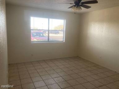 Main picture of 102 E Truman Ave