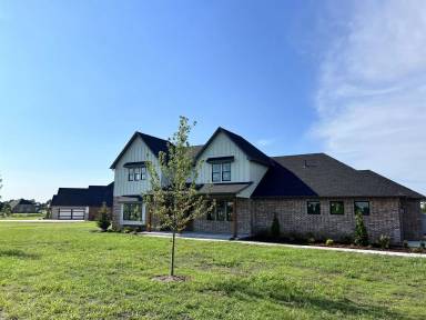 Main picture of 2920 Edgefield Ln