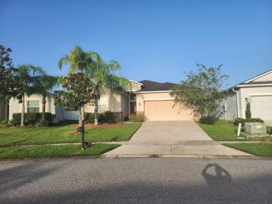 Main picture of 2555 Carrickton Cir