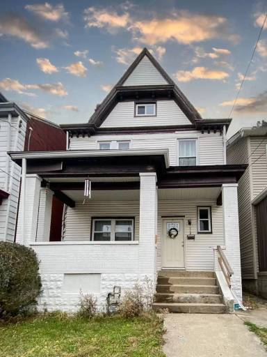 Main picture of 713 Excelsior St