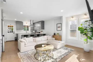 Main picture of 514 SE 42nd Ave