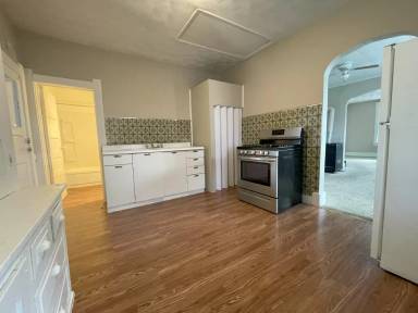 Main picture of 730 Nesslewood Ave