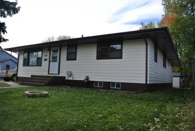 Main picture of 1500 Main St S