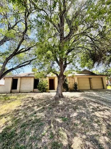 Main picture of 14810 Ridge Hill Dr