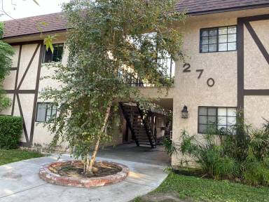 Main picture of 270 W Elmwood Ave