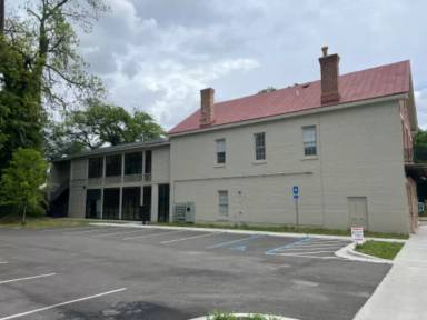 Main picture of 401 Greene St
