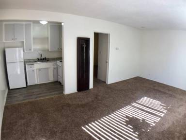 Main picture of 1235 West Palmyra Avenue - C