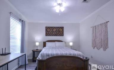 Main picture of 208 Long Plantation Blvd