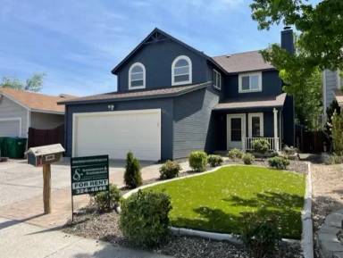 Main picture of 2001 Burnside Dr