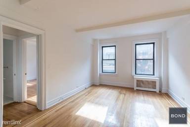 Main picture of 156 E 37th St