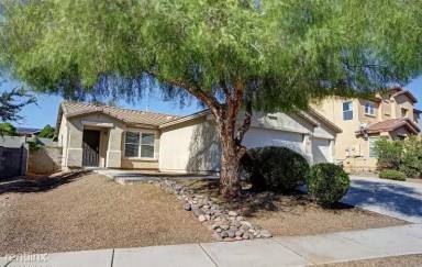 Main picture of 9333 N June Bug Dr