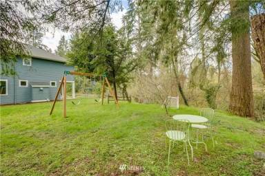 Main picture of 17716 28th Ave NE