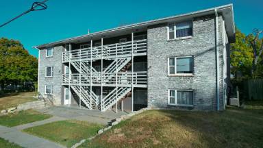 Main picture of 2100 Garfield St