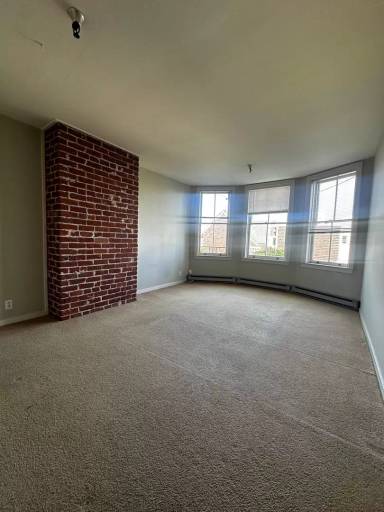 Main picture of 2688 2690 Filbert St