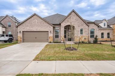 Main picture of 4804 Adelaide Dr