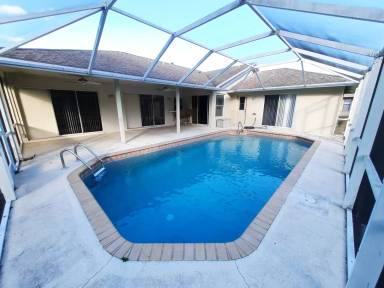 Main picture of 15177 Briarcrest Cir