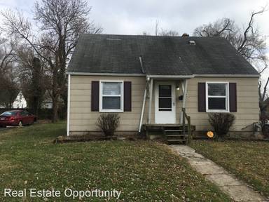 Main picture of 2424 Renwood Pl