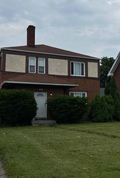 Main picture of 18606 Lake Shore Blvd
