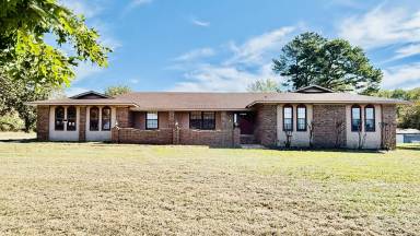 Main picture of 6143 Wall Triana Hwy