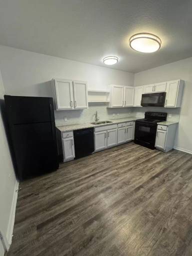 Main picture of 315 S Locust St