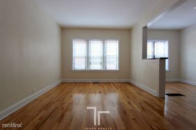 Main picture of 620-30 W Cornelia Ave