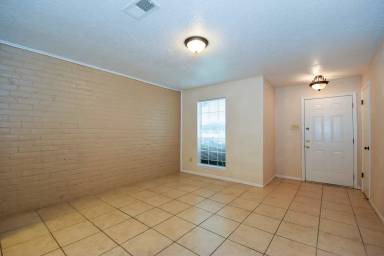 Main picture of 1502 Beaumont Rd