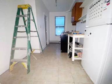Main picture of 64 Steuben St