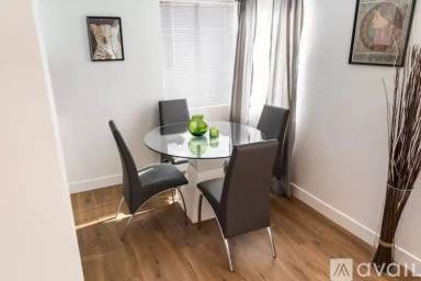 Main picture of 11249 Huston St