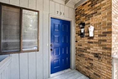 Main picture of 624 Wilson St