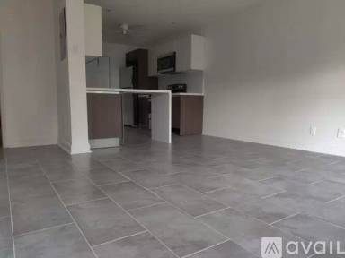 Main picture of 4905 N Flagler Dr