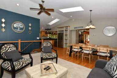 Main picture of N1415 Maple Hills Dr