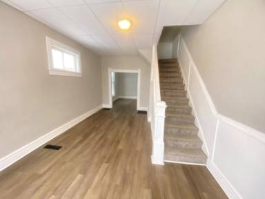Main picture of 208 W Auburn Ave