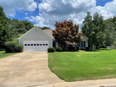 Main picture of 1071 Melrose Ct