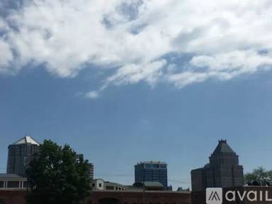 Main picture of 311 N Spring St