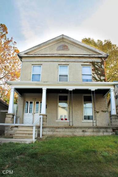 Main picture of 119 S 7th St