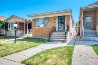 Main picture of 9619 S Princeton Ave